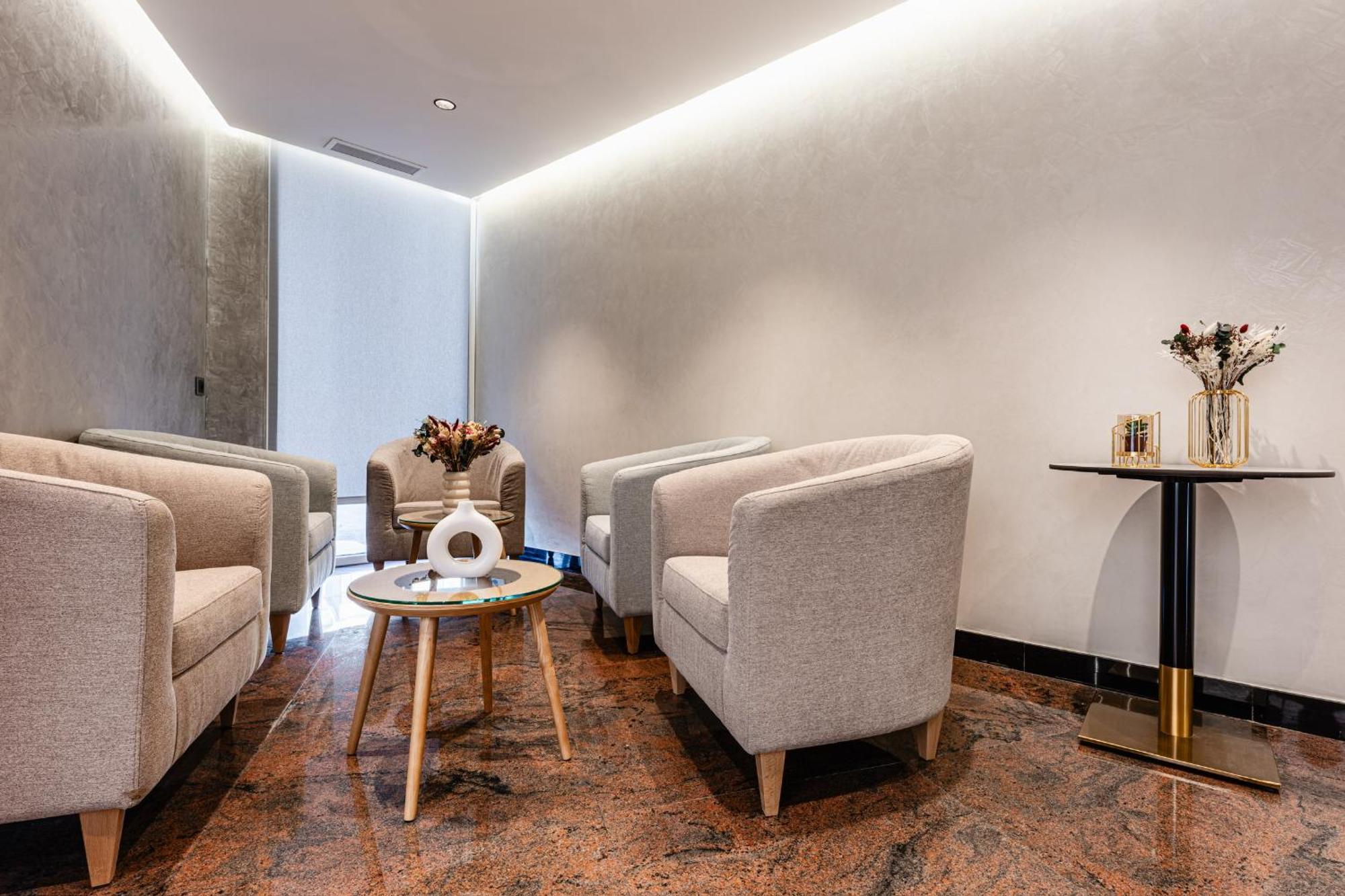Brit Privilege Paris Hotel