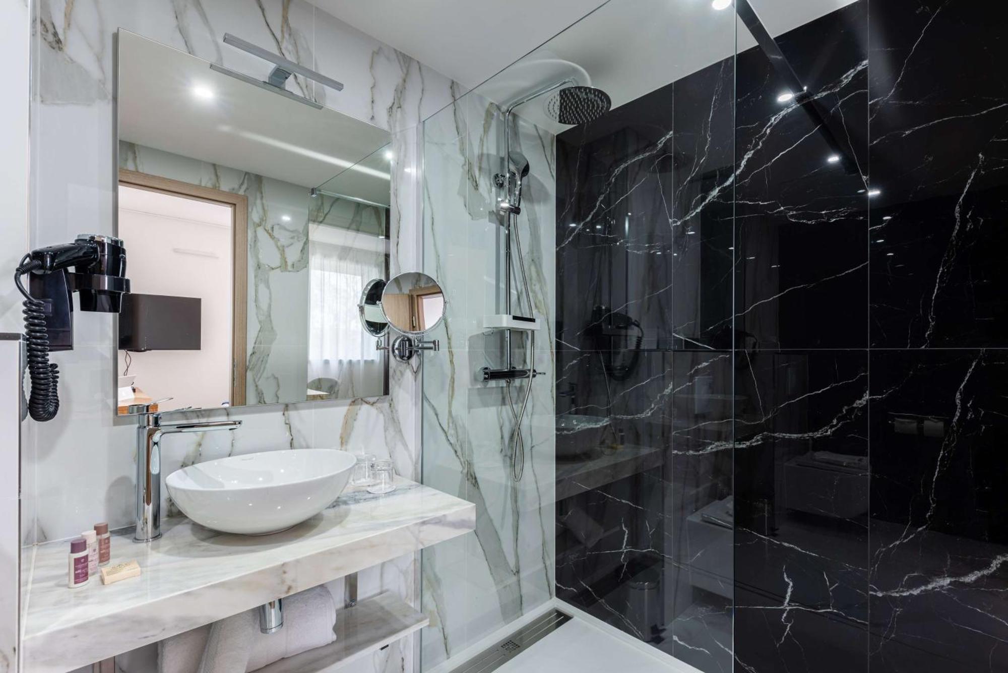 Brit Privilege Paris Hotel 4*