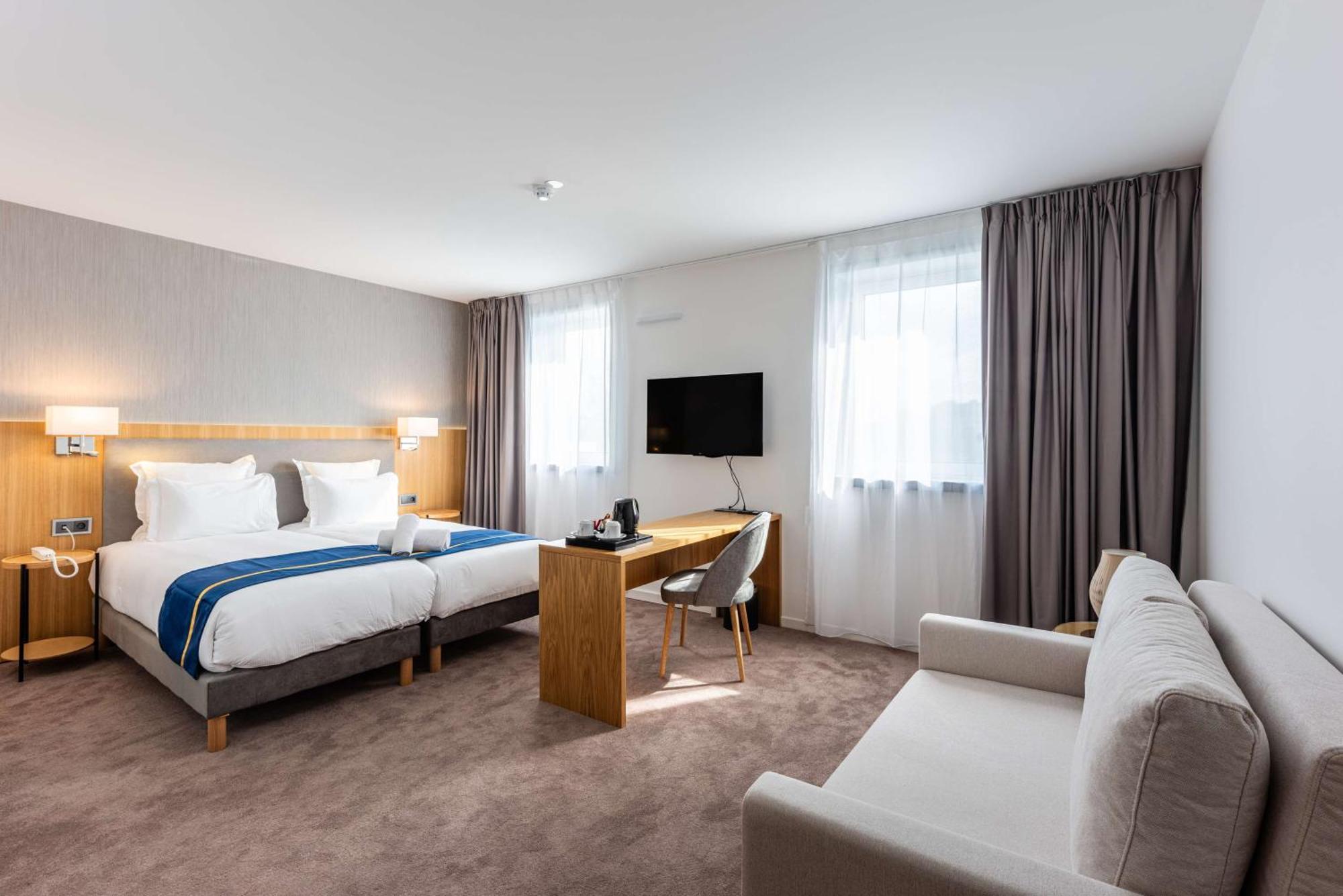 Brit Privilege Paris Hotel